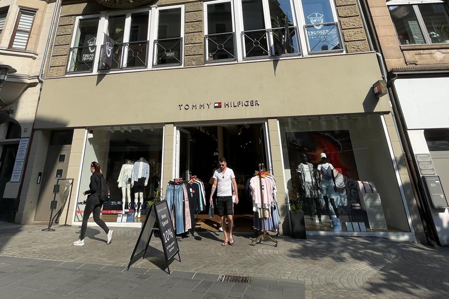 Tommy Hilfiger Store