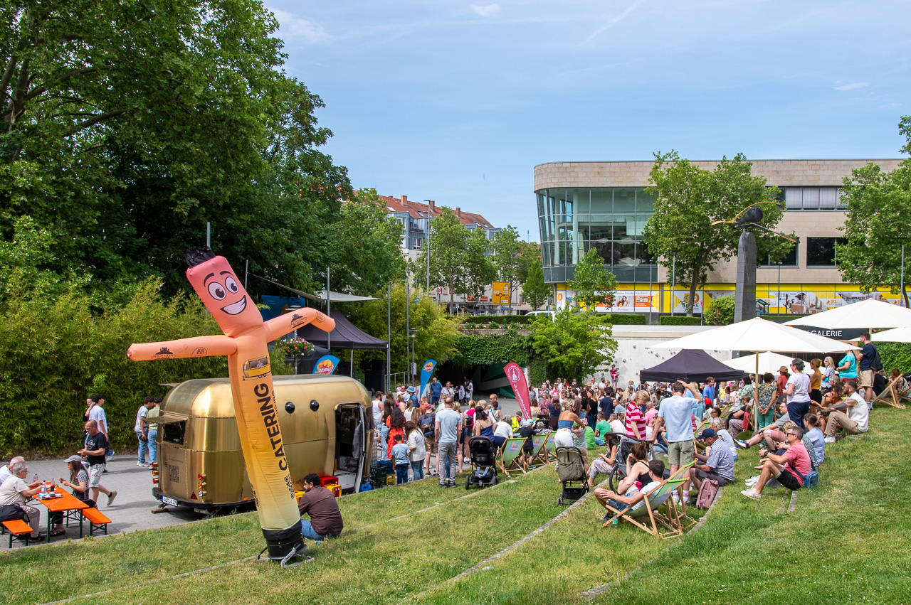 Eröffnung-SommerAB-tfb-0278 Sommerbühne vor der City Galerie in der Total